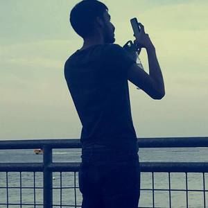 Meet your Posher, Carlos